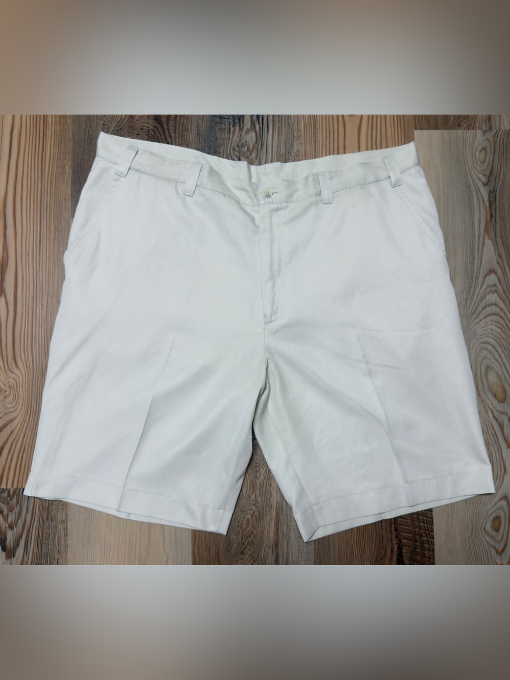 AUR Golf Active Men's Beige Flat Front Performance Golf Shorts Size 38